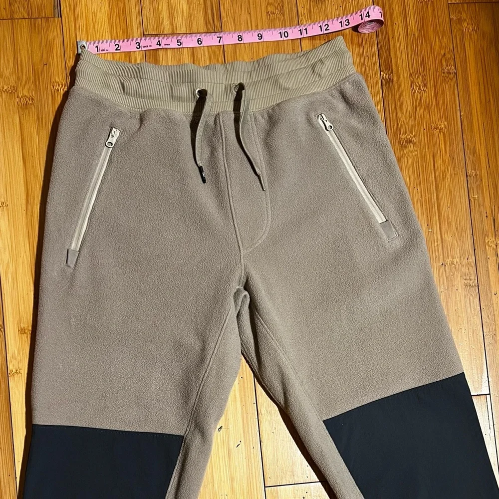 ALO Yoga Polar Fleece Jogger in Gravel Anthracite Size S - Picture 12 of 16